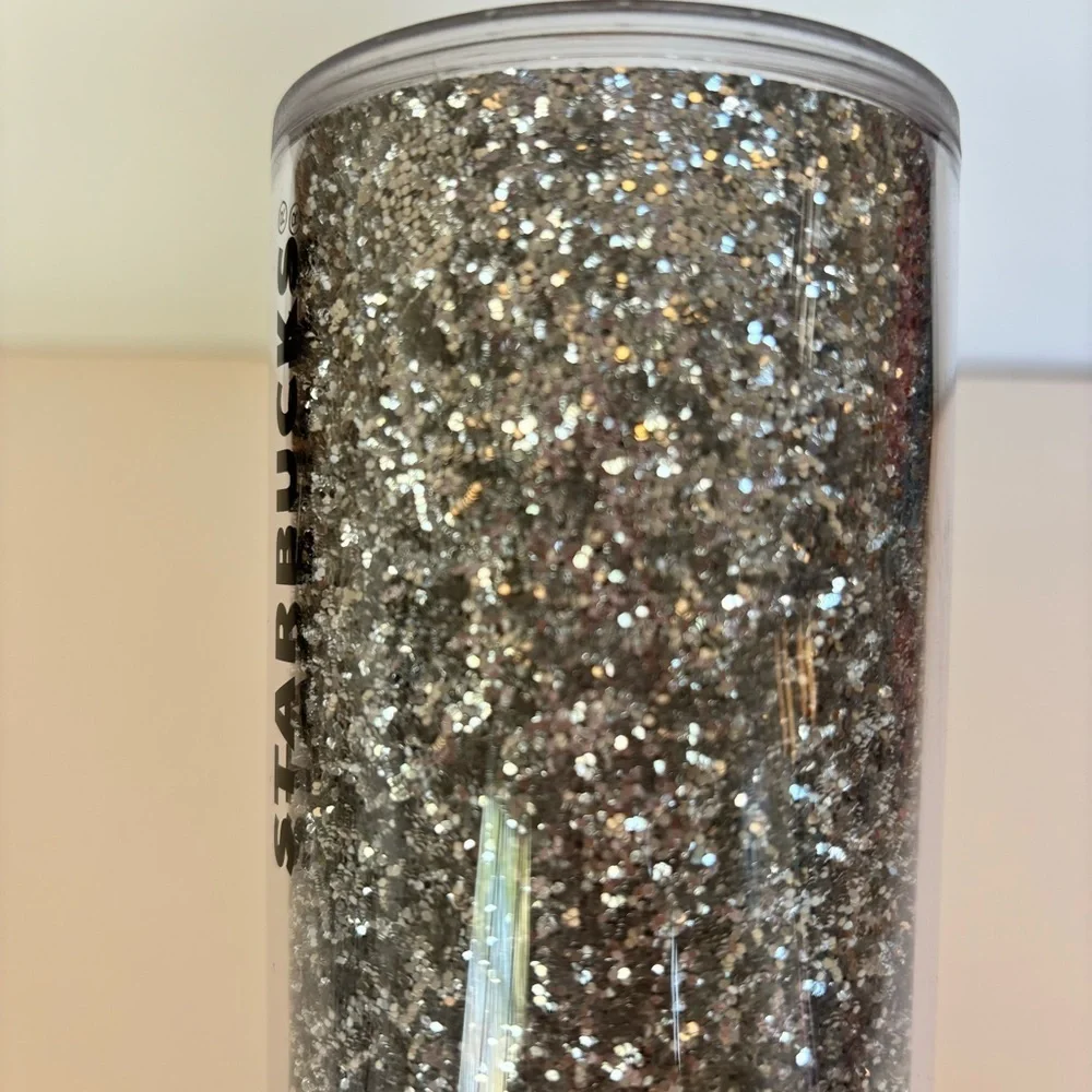 Starbucks 2018 Holiday Silver Glitter 16oz Plastic Travel Tumbler Cup